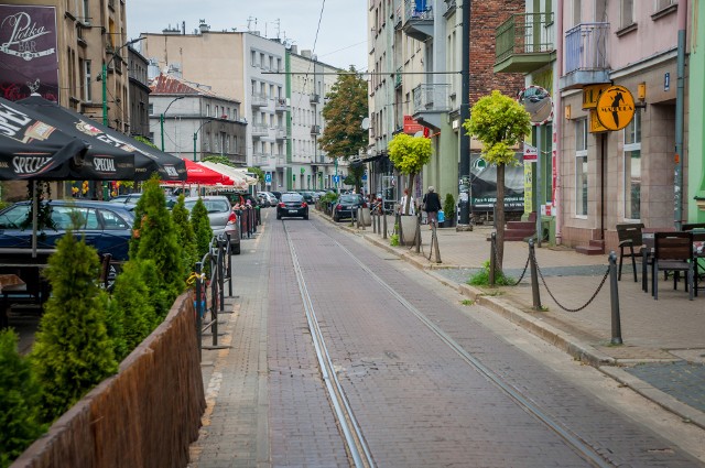 W przyszłym sezonie ulica Małachowskiego w Sosnowcu zmieni swoje oblicze. Ma być bezpieczniej dla pieszych i bardziej zielono. Miejsce spotkań zyska nowy klimat