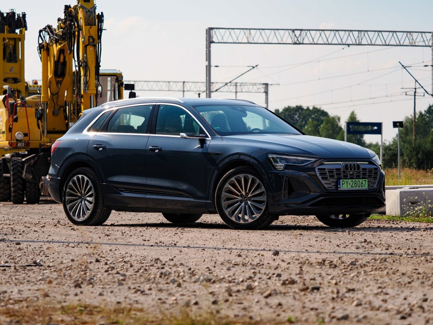 Odświeżone Audi Q8 e-tron na pewno nie jest modelem, który...