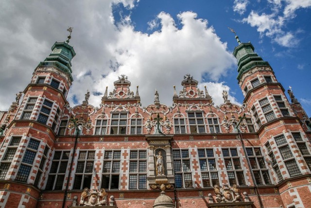 23.06.2020 gdansk. architektura gdanska. przedproza kamienic. gdanskie rzygacze. wielka zbrojownia. fot. karolina misztal / polska press/dziennik baltycki