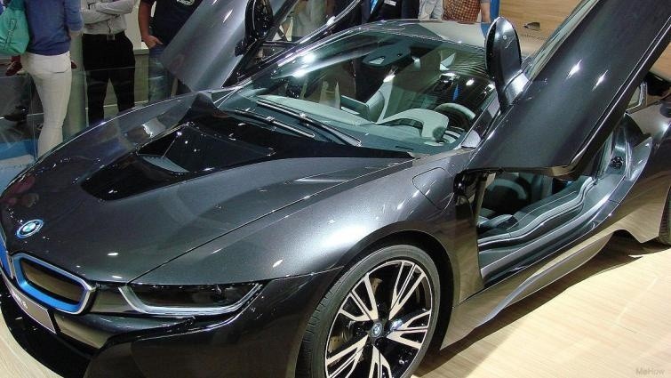 BMW i8 na targach AMI 2014