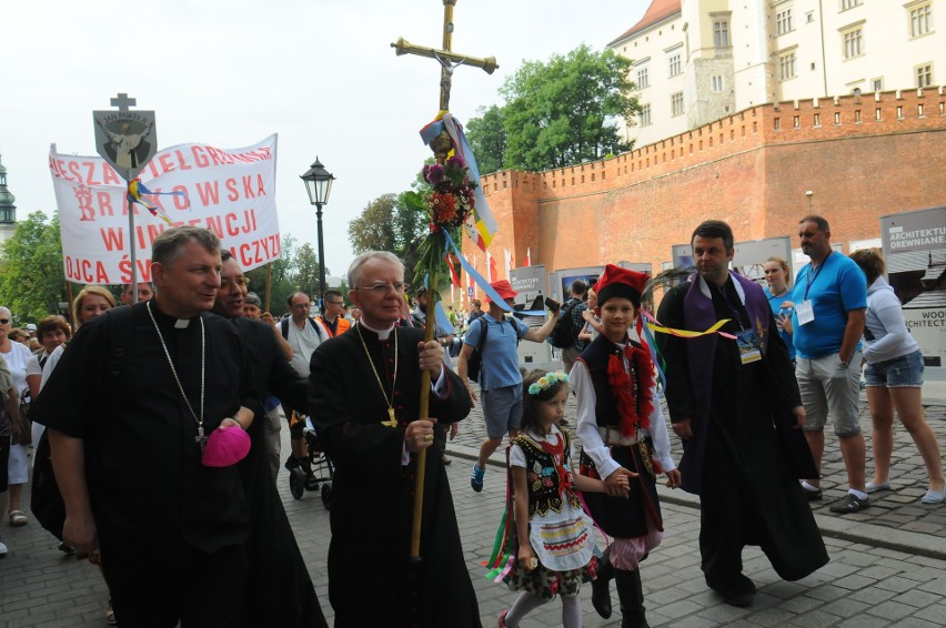 Wyruszyła 37. Piesza Pielgrzymka Krakowska [ZDJĘCIA]