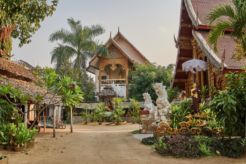 Chiang Mai, idealny dla miłośników kultury, oferuje urokliwe...