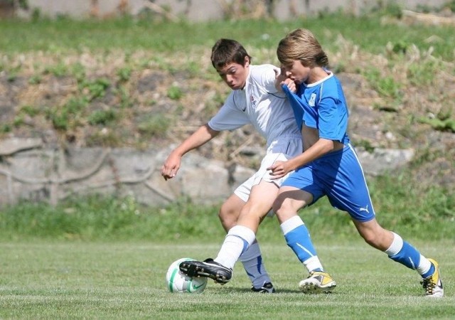 Zdjęcie z tunieju w 2011 roku. W akacji  Damian  Dudała, obecnie piłkarz  Widzewa