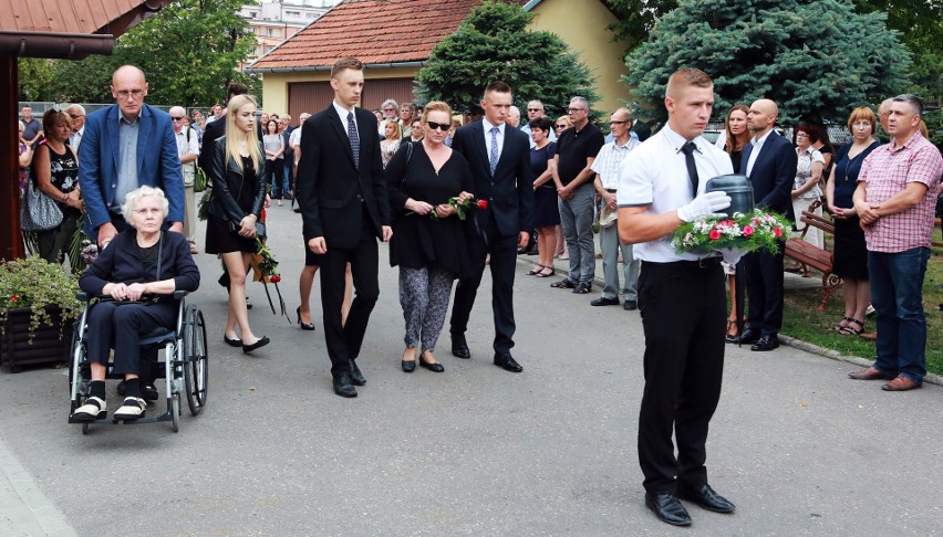 Sądeczanie i dziennikarze pożegnali redaktora Leszka Horwatha [ZDJĘCIA, WIDEO]