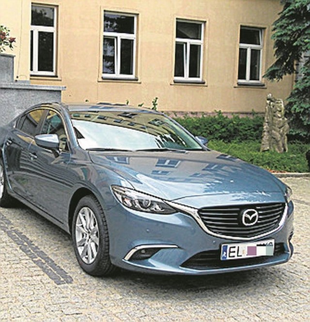 Służbowe auto prezydent Łodzi Hanny Zdanowskiej.