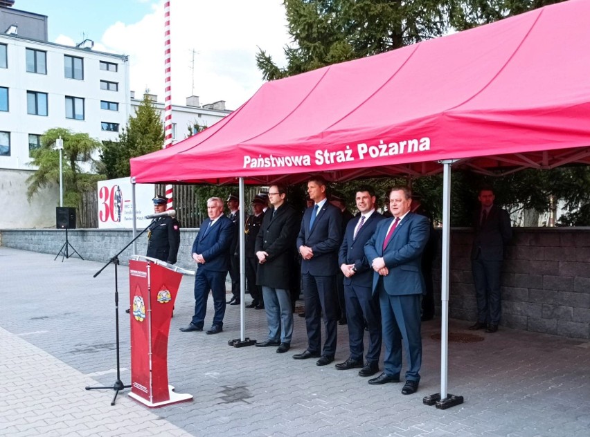 Białystok. Podlaskie jednostki OSP dostały promesy na kupno 15 nowych wozów ratowniczo-gaśniczych [zdjęcia]