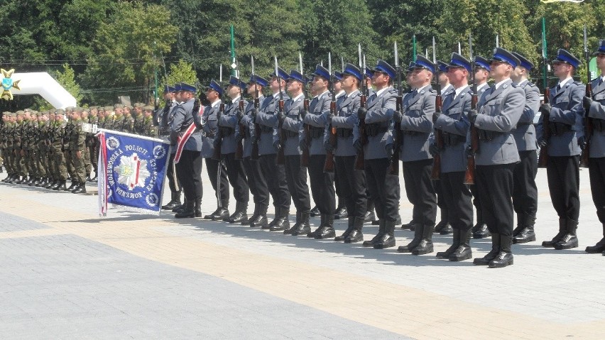 Święto Wojska Polskiego w Tychach i 40. urodziny WKU w...