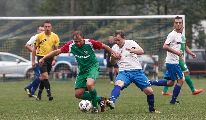 20.09.2015 wisniowa wislok wisniowa cosmos nowotaniec 1:1 iv...