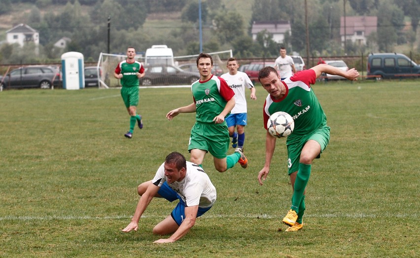 20.09.2015 wisniowa wislok wisniowa cosmos nowotaniec 1:1 iv...