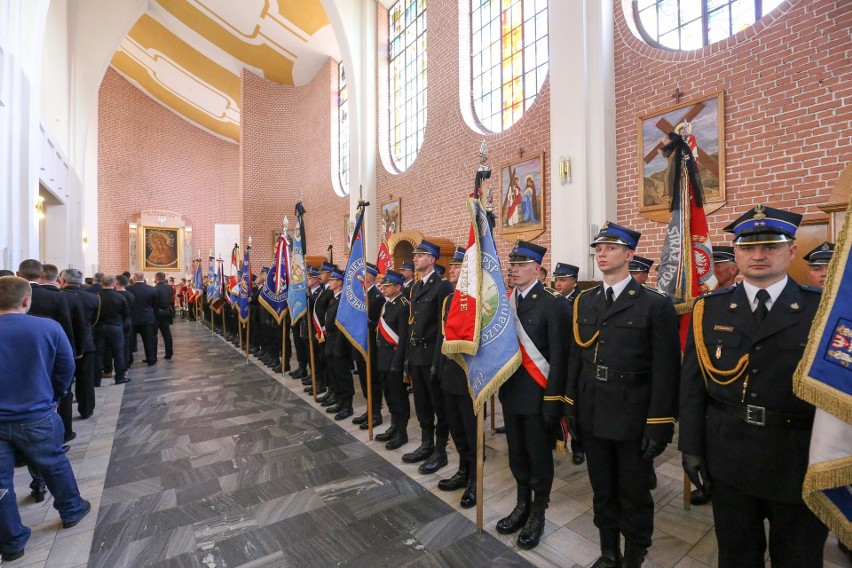 Pożar na Dojlidach. Pogrzeb strażaków. Marek Giro został...