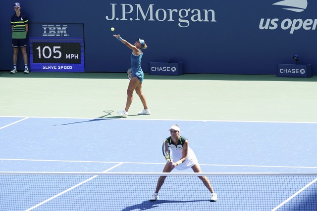 Magda Linette i Amerykanka Bernarda Pera odpadły w ćwierćfinale turnieju WTA 500 w Brisbane