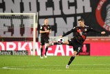 Polacy za granicą. Robert Lewandowski i Jan Bednarek z golami, dobre występy w Serie A, babol Kamila Grabary [WIDEO]