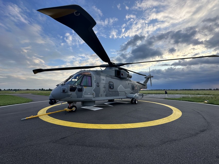 Morskie śmigłowce AW 101 zastąpią wysłużone Mi-14. MON zapowiada kolejne zakupy helikopterów