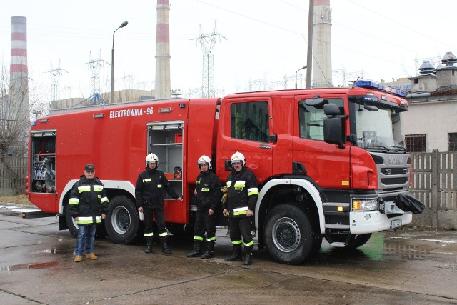 Nowy wóz ratowniczo-gaśniczy straży pożarnej Enei Wytwarzanie.
