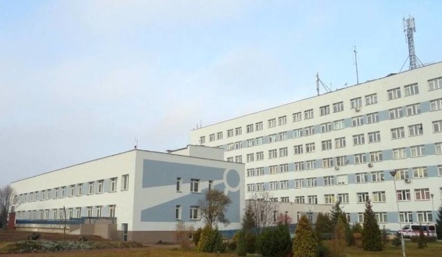 Szpital Wojewódzki w Suwałkach - przypadki zakażeń koronawirusem potwierdzono na oddziale onkologii.