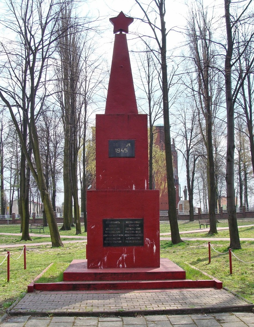 Dąbrowa Górnicza: Kongres Nowej Prawicy chce usunięcia pomników sławiących Armię Czerwoną [ZDJĘCIA]