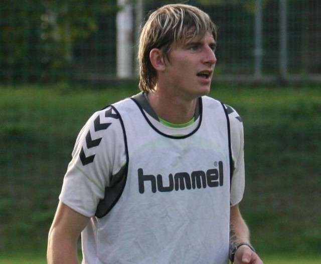 Jacek Kiełb ma nadzieję, że zagra jednak w Koronie w nowym sezonie.  