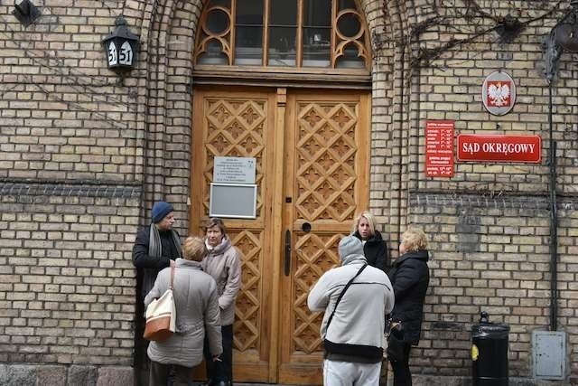 Mirosław W. orzekał w toruńskim Sądzie Okręgowym. Jest doświadczonym prawnikiem z wieloletnim stażem 