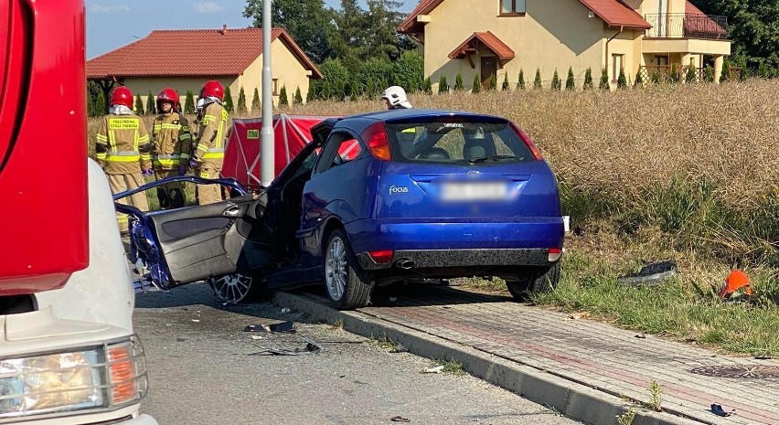 Śmiertelny wypadek w Racławówce. Zginęła młoda motocyklistka [ZDJĘCIA]