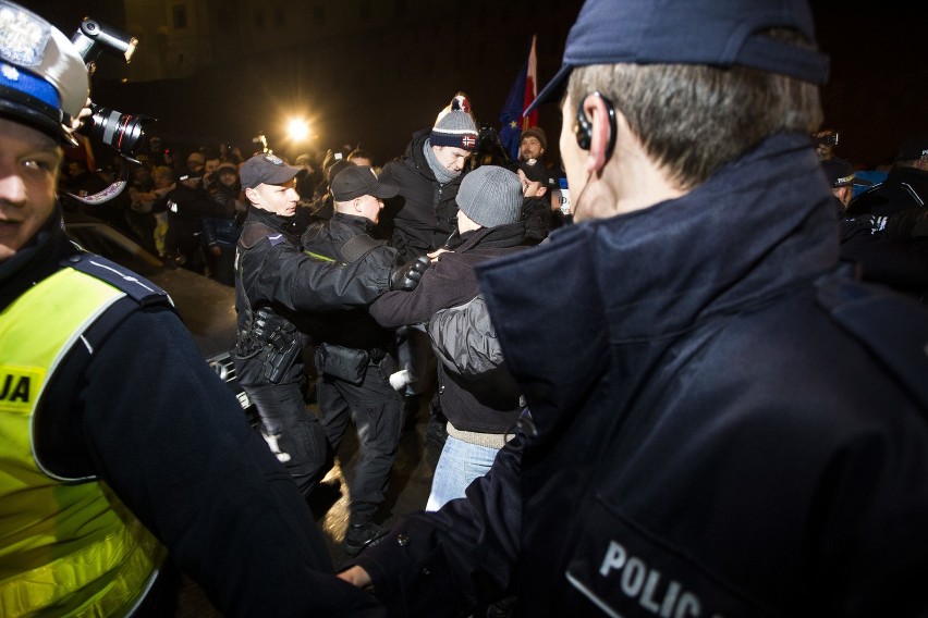 Protestujący blokowali wjazd na Wawel.