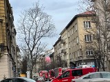 Dzięki szybkiej interwencji mieszkańca i strażaków, pożar przy ul. Krowoderskiej udało się szybko ugasić. Jedna osoba została poszkodowana
