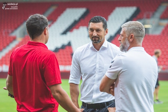 Trener Sandecji Dariusz Dudek nie kryje rozgoryczenia całą sytuacją związaną z odwołaniem meczu z Puszczą Niepołomice