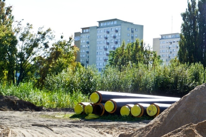 Ul. Jurowiecka: Budowa bloku i hotelu na działce (zdjęcia)