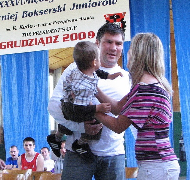 Dariusz Michalczewski w Grudziądzu chętnie fotografował się ze swoimi fanami