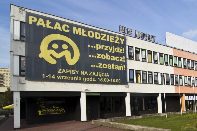 Pałac Młodzieży w Bydgoszczy prowadzi rekrutację uzupełniającą na niektóre zajęcia dodatkowe. Wolne miejsca zostały w ofertach wielu działów dla dzieci i młodzieży w różnym wieku. 