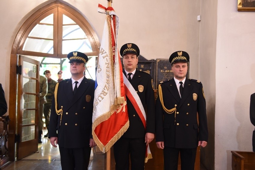 Nowy Sącz. Tłumy sądeczan na powtórnym pochówku gen. Bronisława Pierackiego