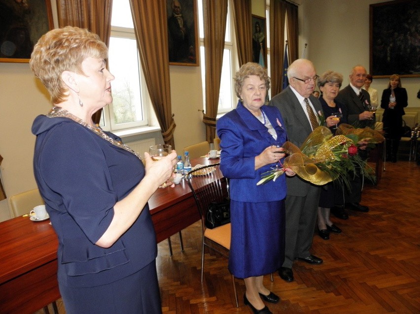 ŻNIN. Odznaczeni na 50-lecie małżeństwa 