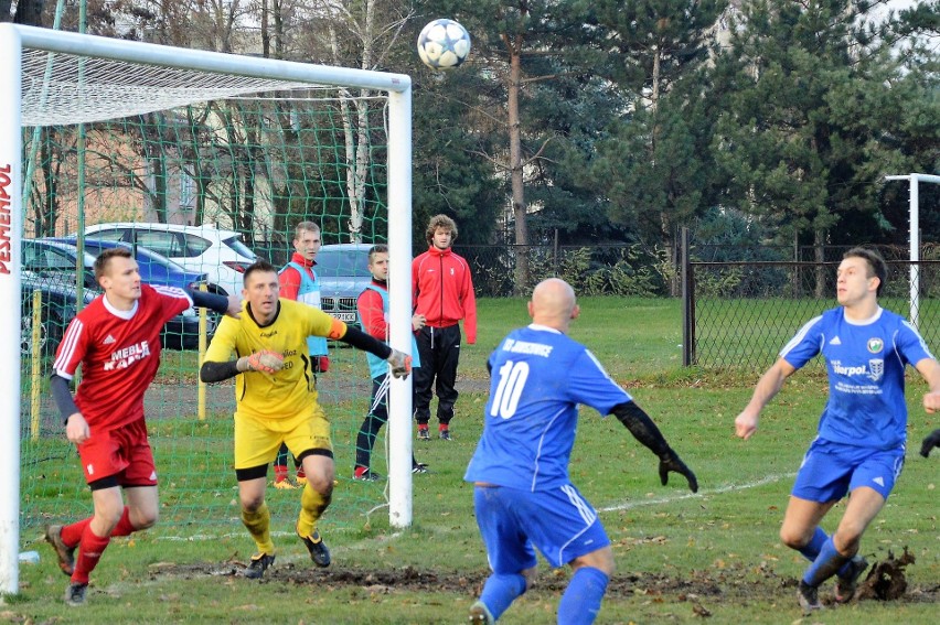 5. liga. W piłkarskim westernie Jawiszowice pokonały Nadwiślanin Gromiec [ZDJĘCIA]