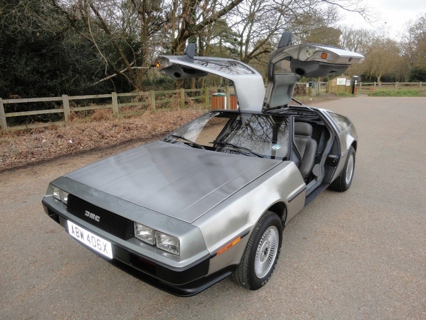 DeLorean DMC-12...