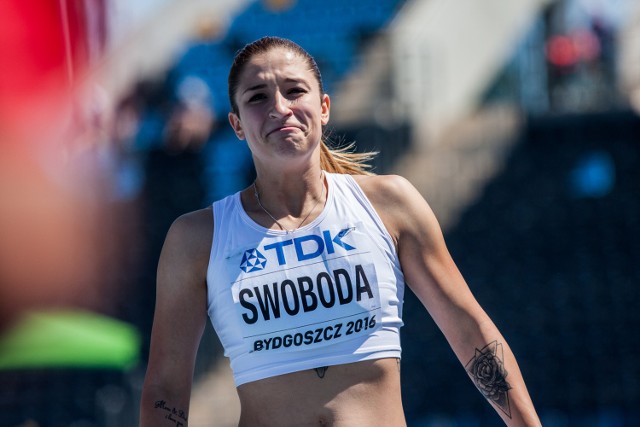 Ewa Swoboda podczas biegu na 100 m w Bydgoszczy