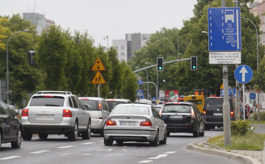 Buspasami w godzinach szczytu tak jeżdżą kierowcy w...