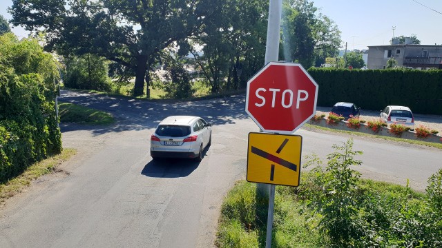 Kierowcy przejeżdżający przez Strzelce Opolskie w kierunku węzła autostradowego "Kędzierzyn-Koźle" w Olszowej, muszą spodziewać się utrudnień w ruchu.