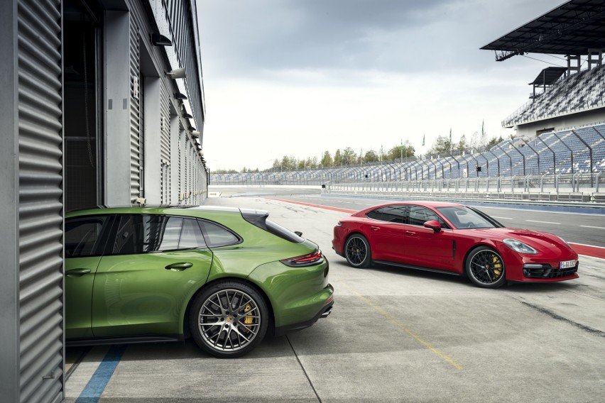 Porsche Panamera GTS i GTS Sport Turismo...