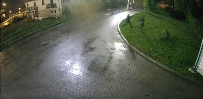 Policjant z Bytowa złapał złodzieja! Wszystko zarejestrowały...