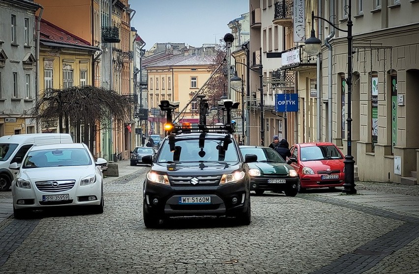 Nietypowy samochód w Przemyślu. Trwa mobilne skanowanie 3D przemyskich ulic [ZDJĘCIA]