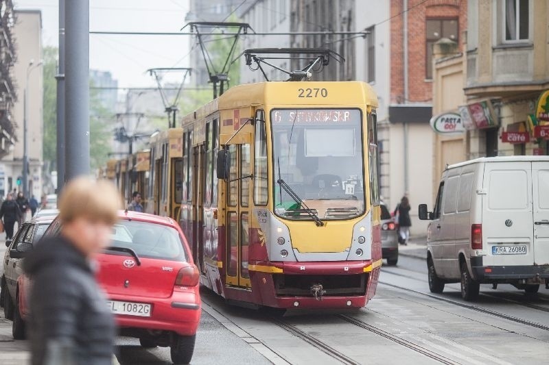 Awaria tramwajowa na ulicy Żwirki przy al. Kościuszki