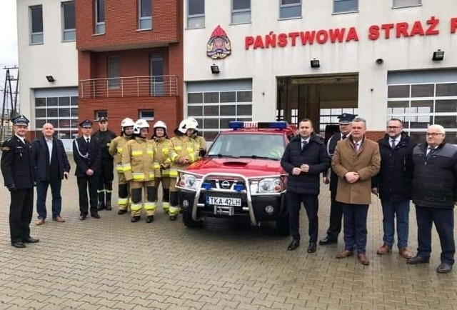 Pozyskany przez druhów z Chwalibogowic samochód przyczyni się do zwiększenia bezpieczeństwa mieszkańców gminy Opatowiec.