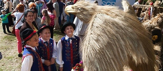 Kilka tysięcy ludzi bawiło się na powiatowych dożynkach.