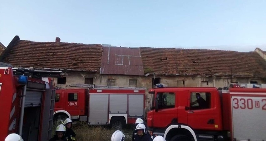 Poranny pożar pod Wrocławiem [ZDJĘCIA]        
