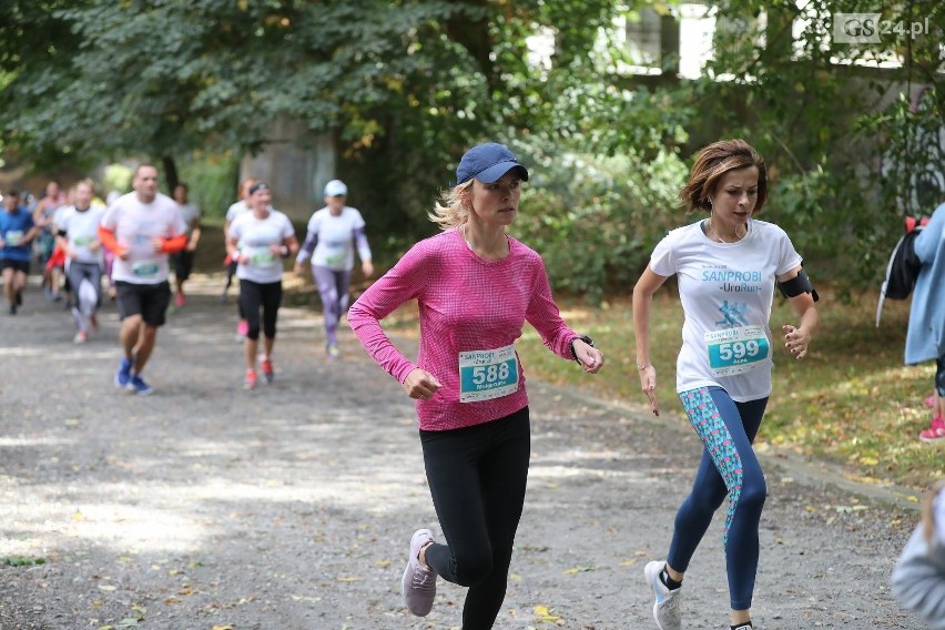 Sanprobi Uro-Run w Szczecinie. Rekord pobity. Mamy ZDJĘCIA uczestników! [WIDEO]