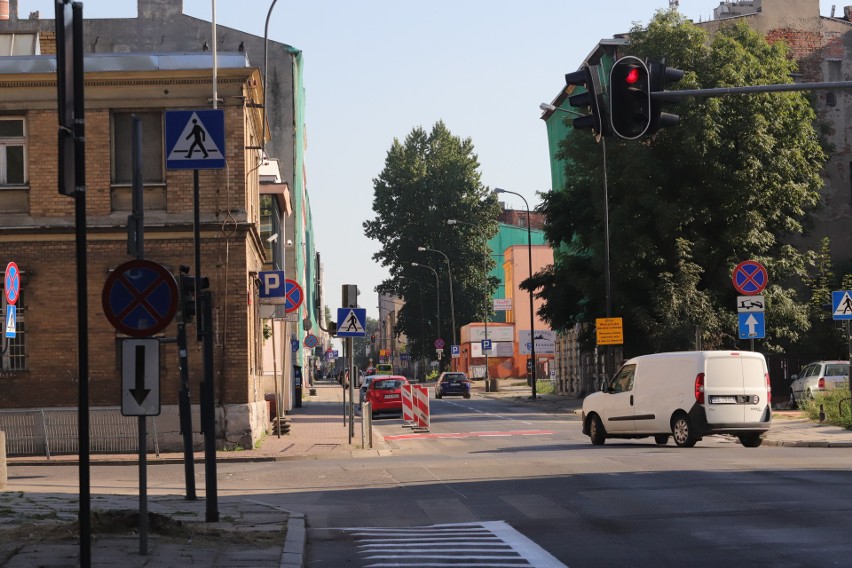 Ruch dwukierunkową ul. Wólczańską odbywa się bez problemów. Ulica jest dobrze oznakowana, a kierowcy nie jeżdżą "na pamięć"