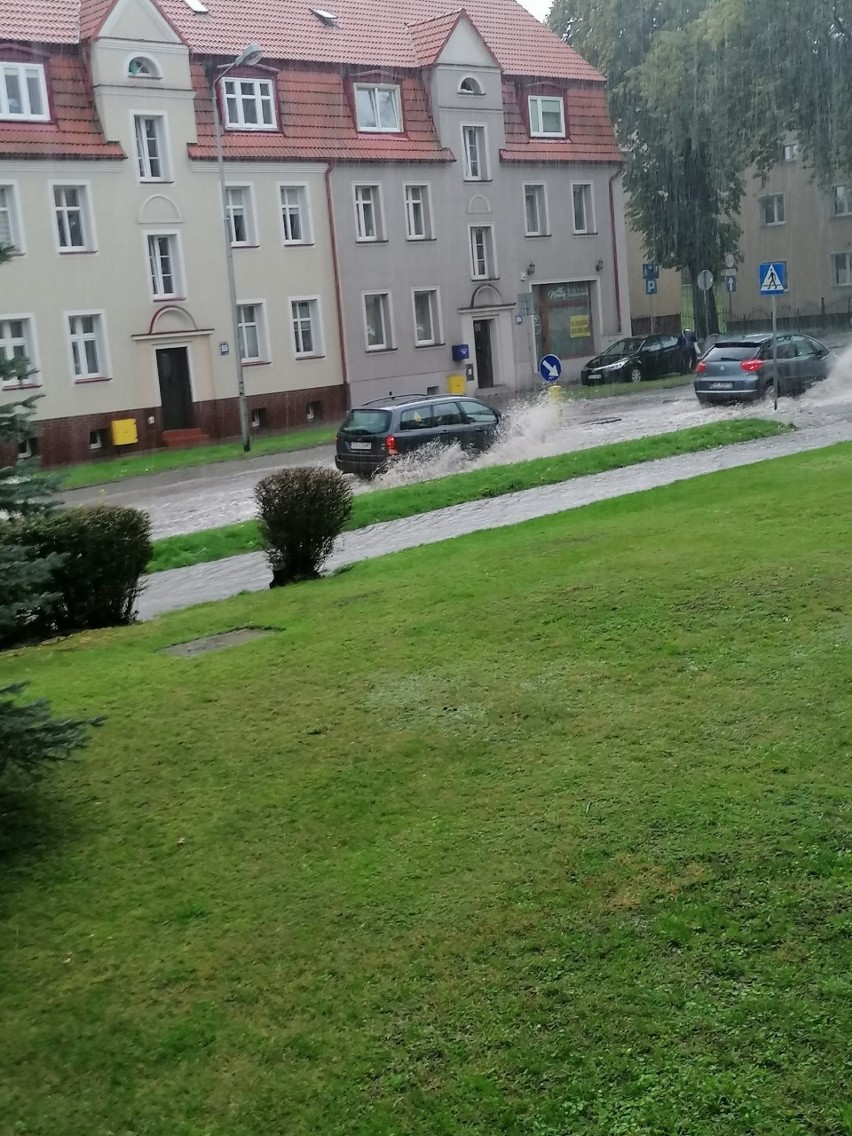 W sobotę (28 września) przez Słupsk przeszła ulewa....