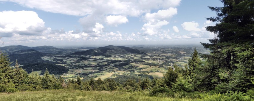 Odkryj Beskid Wyspowy. Pokonali Śnieżnicę i pobili rekord świata w śpiewaniu „Remedium”