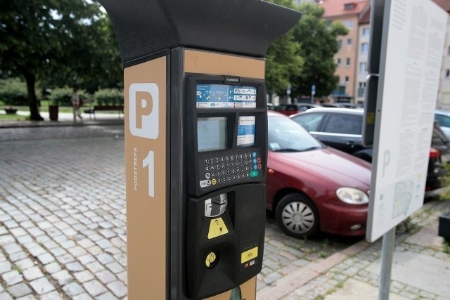 Od czwartku nie trzeba płacić za parkowanie w Strefie Zamieszkania Stare Miasto.