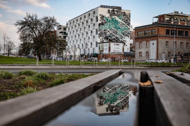 Kraków. Nowy mural na Zabłociu.