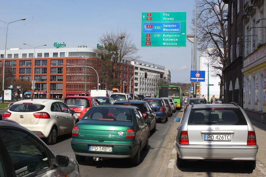 Poznań: Buspasy na Garbarach to paraliż komunikacyjny?